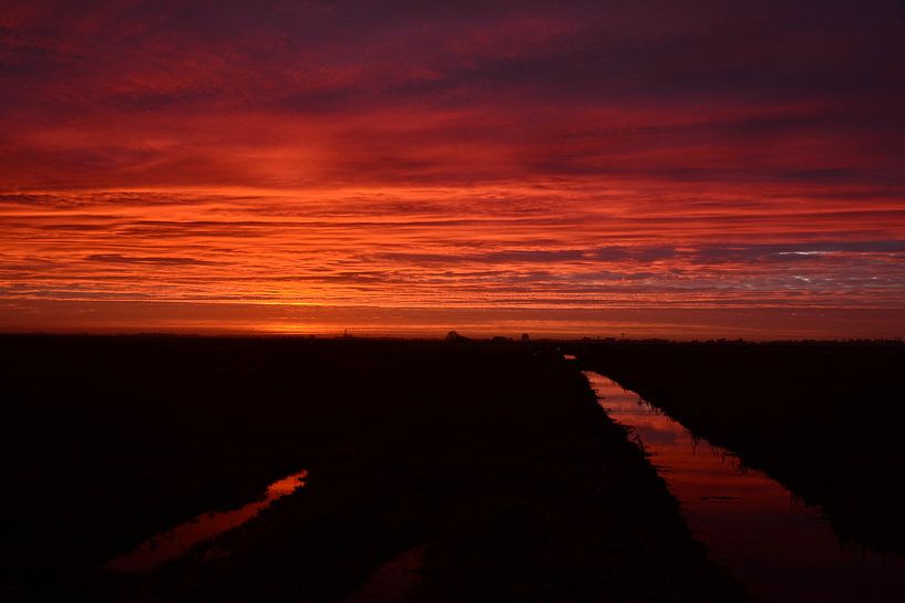 Sunrise near Visvliet, Groningen, the Netherlands. Made on a cold January morning. by Mark van der Werf