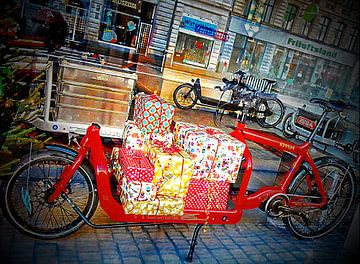 Gifts on Two Wheels by Dorothy Berry-Lound
