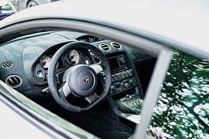Intérieur de la voiture de sport Lamborghini Gallardo Superleggera