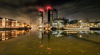 Nachtopname van de Leeuwarder stadsgracht ter hoogte van de museumhaven van Harrie Muis thumbnail