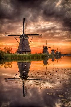 Kinderdijk von Karel Ton