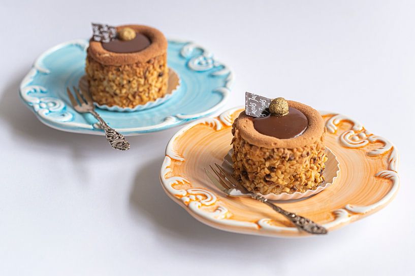 Still life with cakes by Jeannette Kliebisch