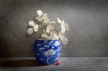 Still life with blue vase by Corinne Welp