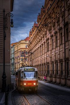 Prague Old Tram von Iman Azizi