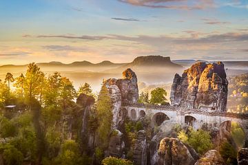 Nationaal Park Sächsische Schweiz - Zicht op Ferdinandstein van Melanie Viola