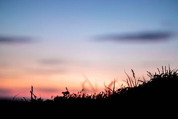 Kleurrijke zonsondergang op Texel van De fotograafer