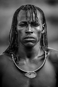 Masai portret man van Dave Oudshoorn
