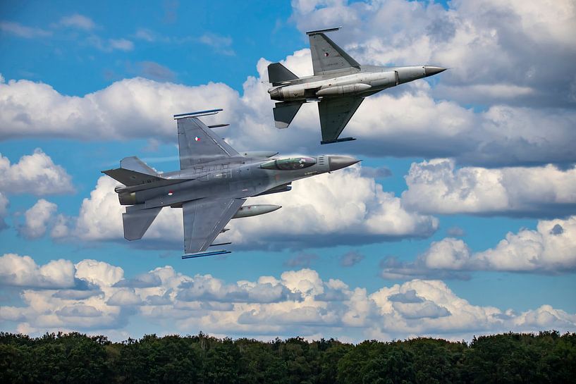 F-16 Fighting Falcon Netherlands by Gert Hilbink