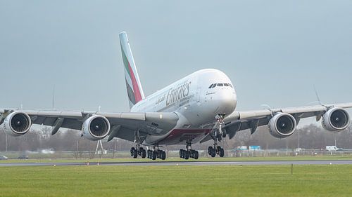 Emirates Airbus A380 passagiersvliegtuig.
