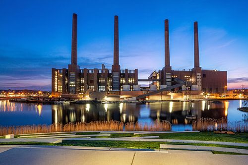 The power plant at the blue hour