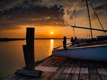 Zonsopgang aan het meer van Lakeside Explorer