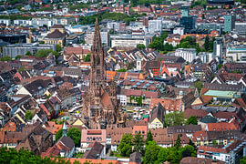 Ein Blick auf Freiburg im Schwarzwald von Andreas Völkel