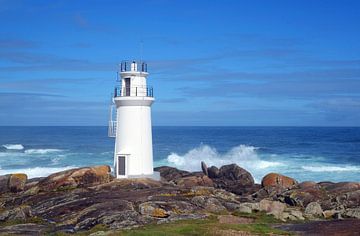 Phare côtier en Galice, Espagne sur Rini Kools