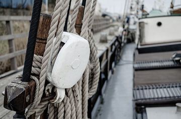 Details van een oude Tjalk zeilboot van Fika Fotografie