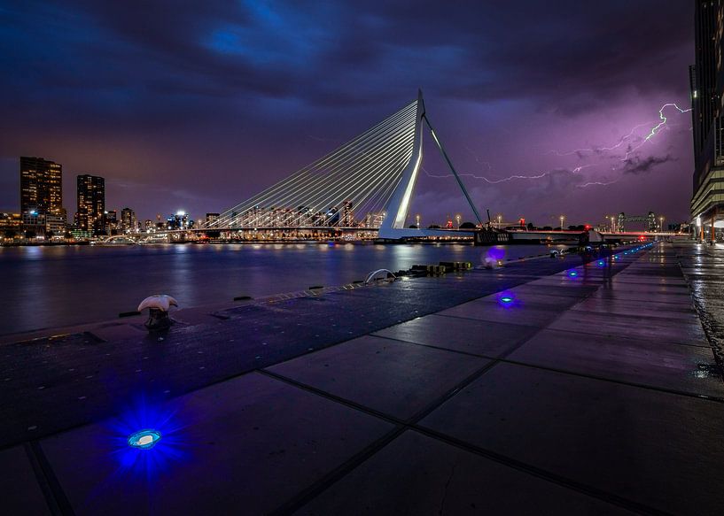 Thunderstorms above Rotterdam by Maarten Hooijmeijer