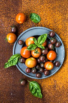 Tomatoes by Susan Lambeck