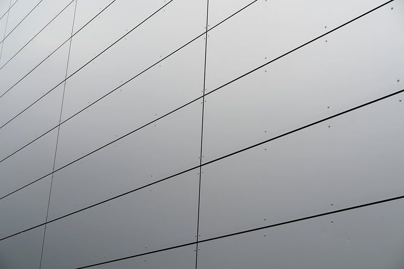 Metal plate façade by Heiko Kueverling