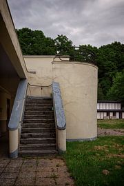 Urbex : Piscine abandonnée sur Carola Schellekens