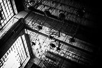 De witte kamer bij tegenlicht