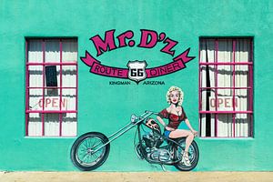 Route 66, peinture murale moto et fille