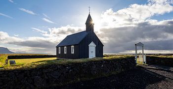 Schwarze Kirche von Budir bei Sonnenaufgang