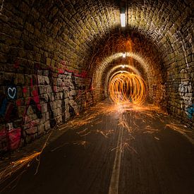 Vuur, & licht in de tunnel van TB-Fotogalerie