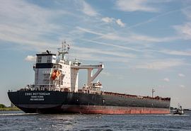 Das Seeschiff CSSC Rotterdam auf dem Weg in den Hafen von Amsterdam. von scheepskijkerhavenfotografie
