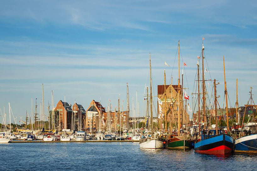 Segelschiffe im Stadthafen auf der Hanse Sail in Rostock par Rico Ködder