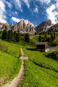 Frühling am Grödner Joch in Südtirol