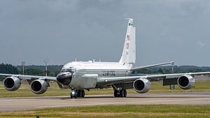 Seltene U.S. Air Force Boeing TC-135 Nietverbindung.