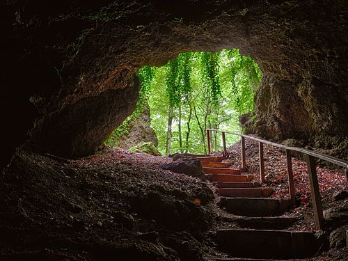 Toegang tot de ijsgrotten in de buurt van Birresborn in de Eifel
