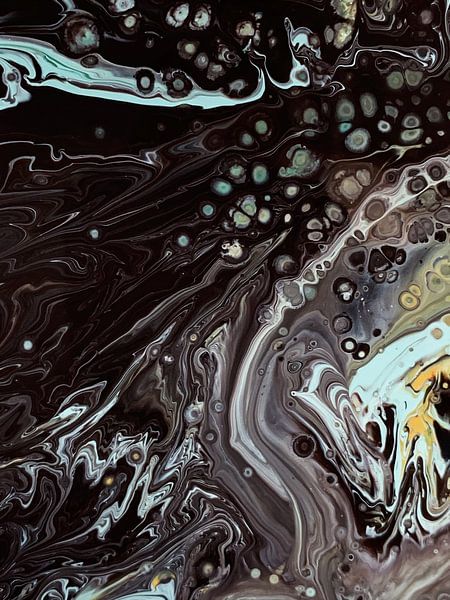 Fluid Art by Hello Pompoyo