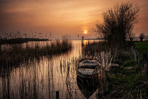 Beautiful sky just before sunrise over a calm river