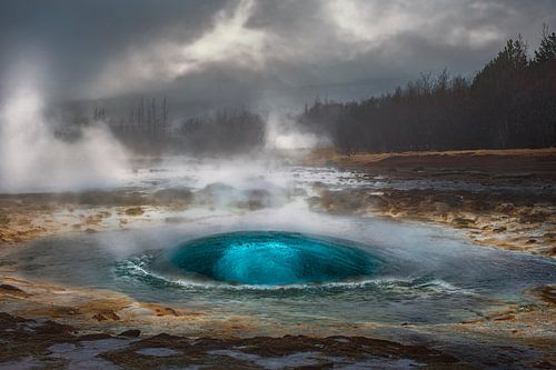 Geiser by Peter Poppe