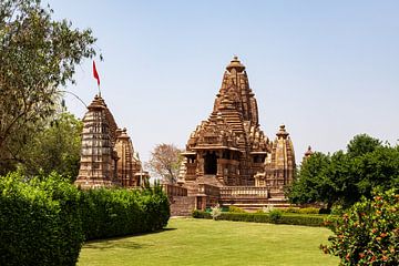 De tempels van Khajuraho in Madhya Pradesh India van Roland Brack