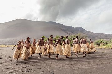 Dansen op de vulkaan van Paul de Roos