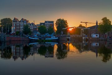 Blick auf die Walter-Süskind-Brücke in Amsterdam, 2020 - 22 von Amsterdam.Photos