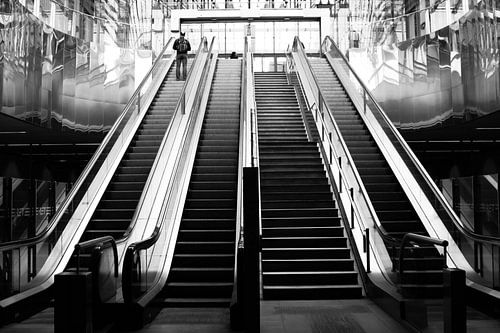 De roltrappen van de ondergrondse wereld