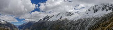 panorama van het cordillera blanca gebergte sur Eline Oostingh