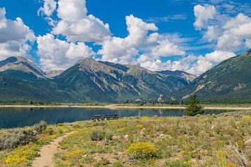 Fantastic mountain vistas in Colorado by Louise Poortvliet