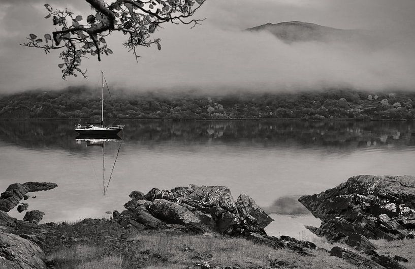 Zeilboot, - Loch Duich - Highlands Schotland van Jasper van de Gein Photography