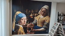 Photo de nos clients: la fille à la perle - La laitière - Johannes Vermeer sur Lia Morcus, sur fond d'écran