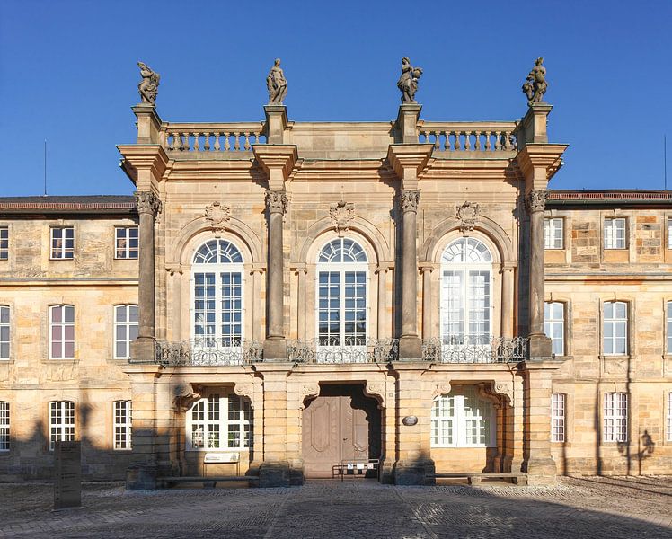 Nouveau château sur la Residenzplatz avec la fontaine du margrave par Torsten Krüger