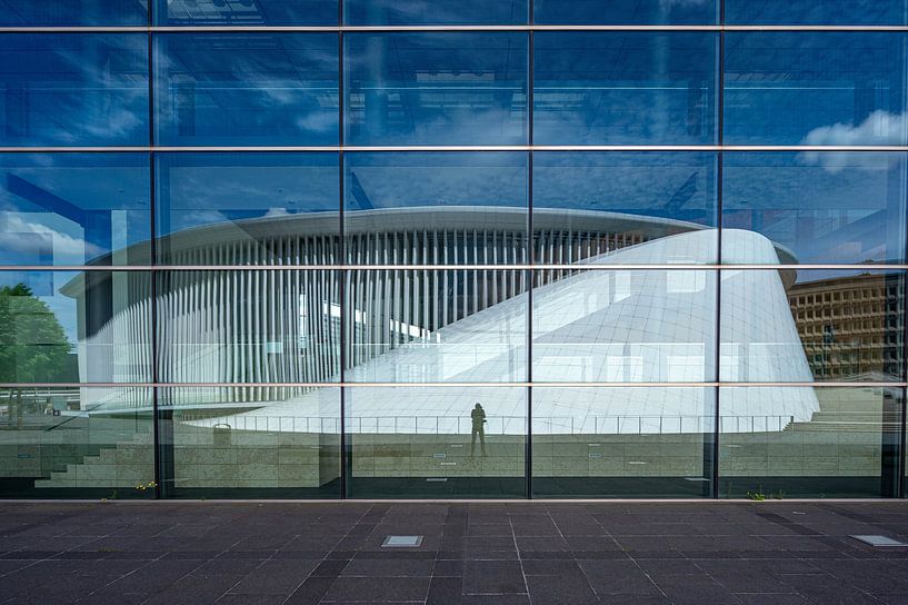 Philharmonie Reflexion – Ein Fenster zur Kunst von Karsten Rahn