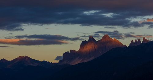 Dolomites au lever du soleil