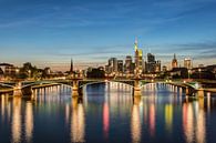 Frankfurt Skyline und Ignatz-Bubis-Brücke von Michael Valjak Miniaturansicht