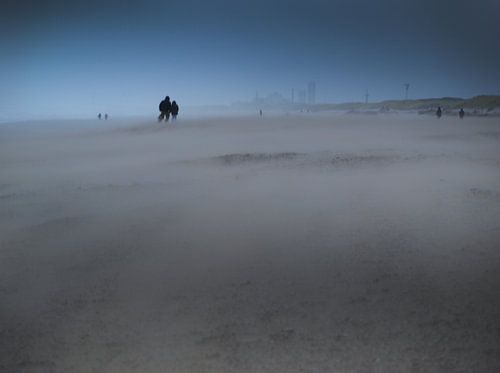 Strand in storm