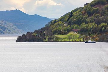 Schotland, Loch Ness: Urquhart Castle van Remco Bosshard