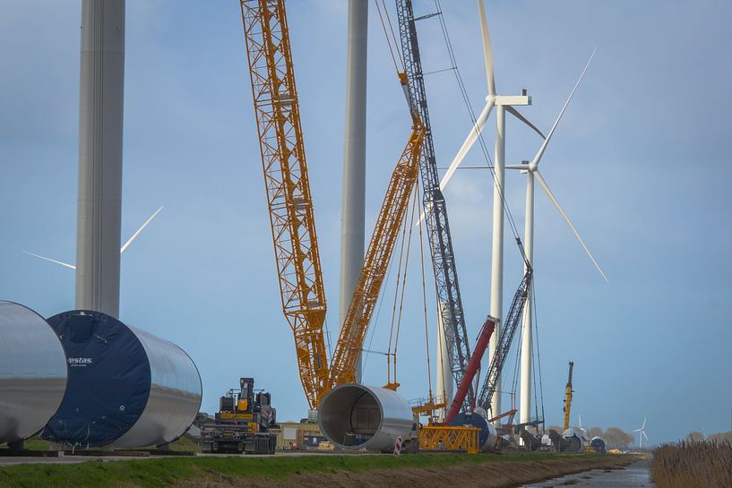 Giants of the Future: Building Sustainable Wind Energy. by Berend Kok