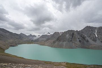 Ala Kul lake with glacier by Mickéle Godderis